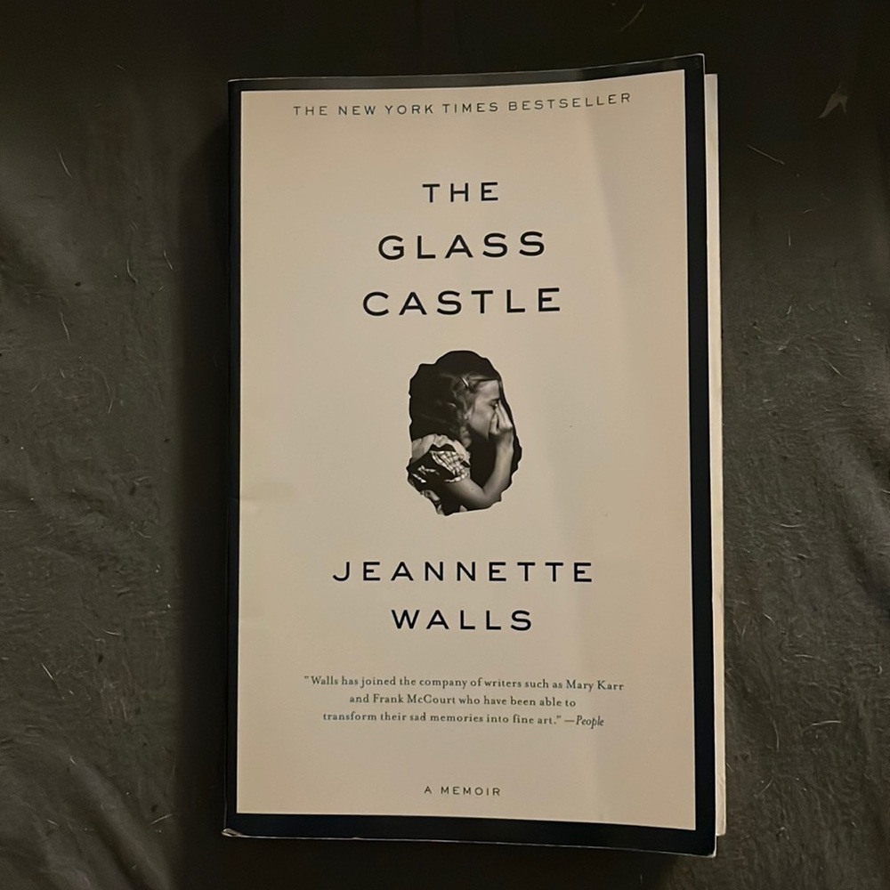 3/$20 The Glass Castle - By Jeannette Walls